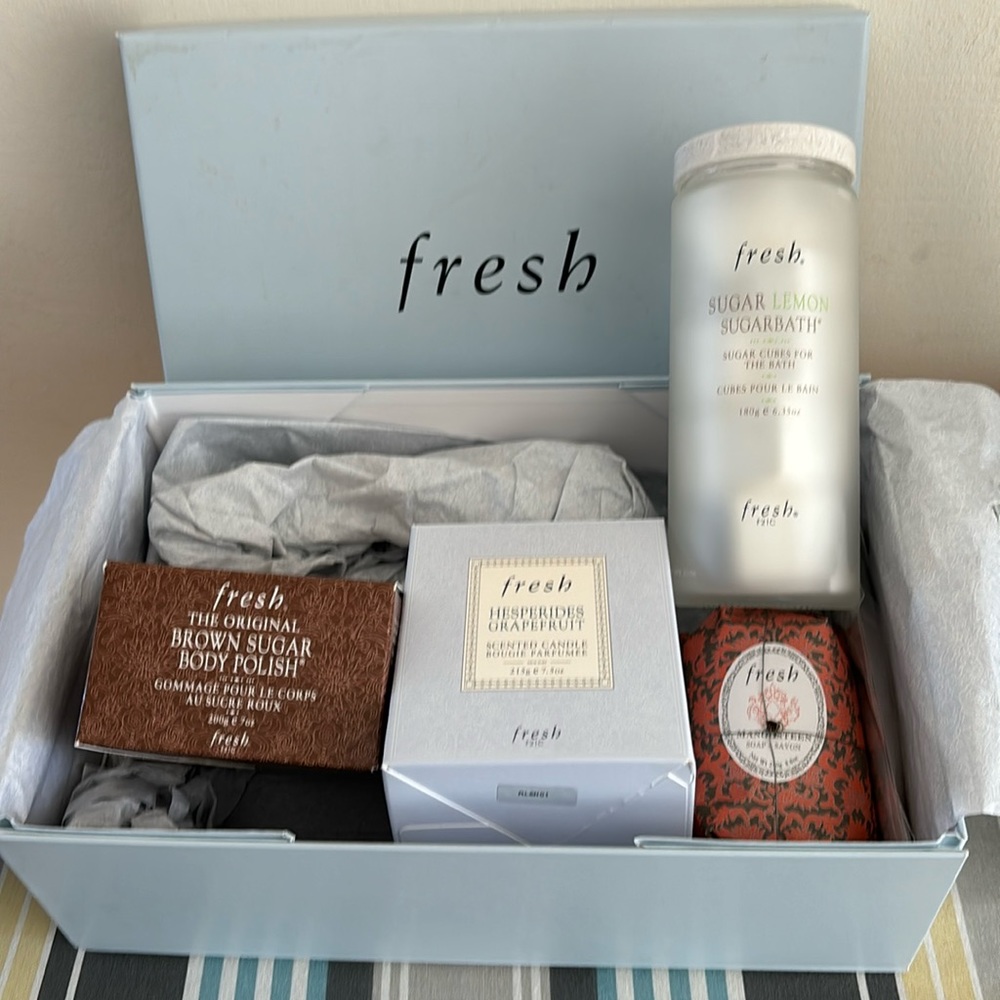 Fresh - Body polish, sugar bath cubes, soap and scented candle